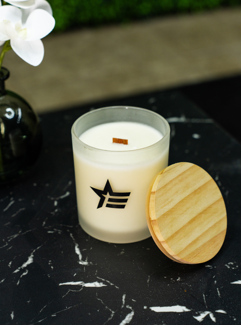 Enrforce Wood Wick Candle