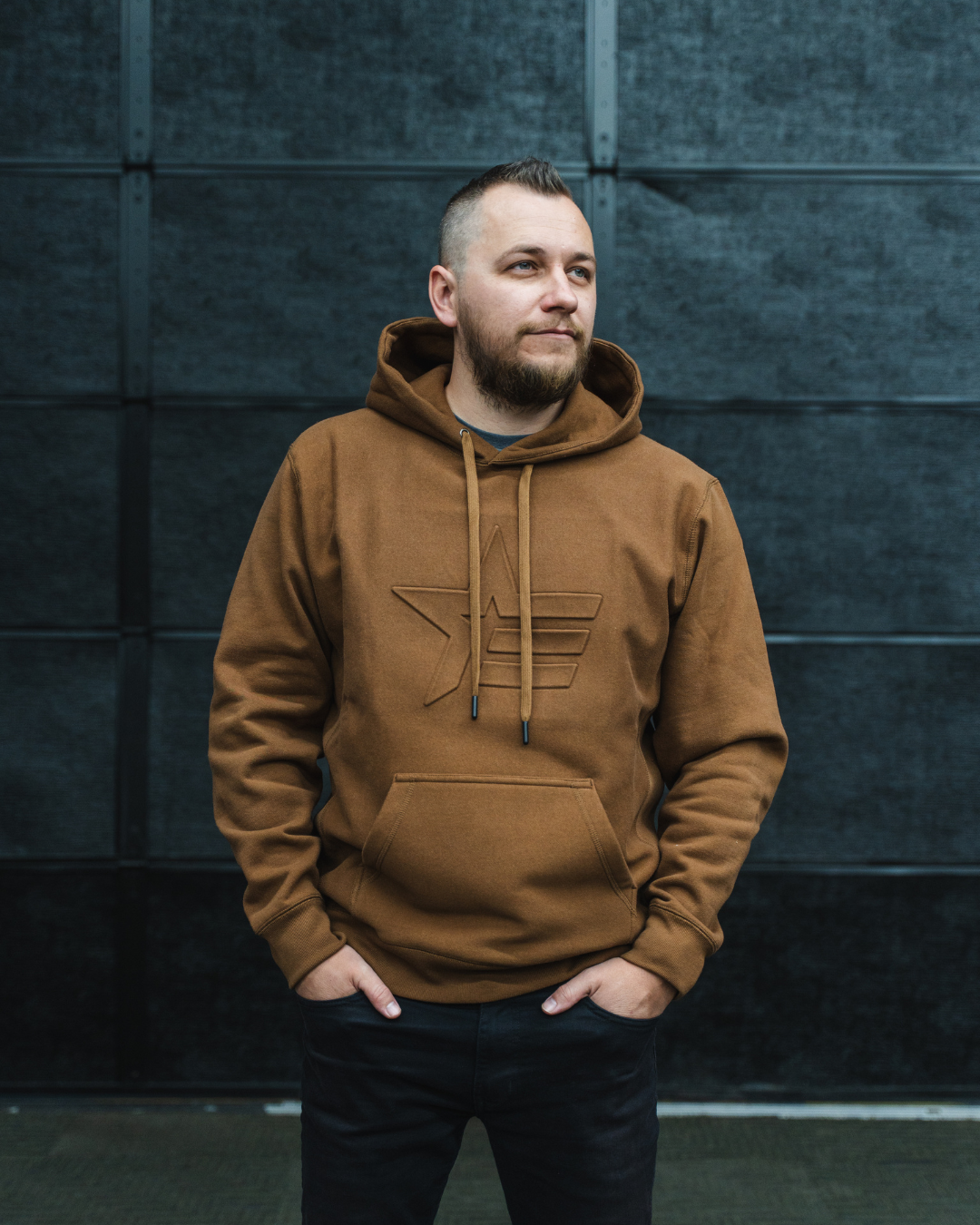 Signature Line - Hoodie